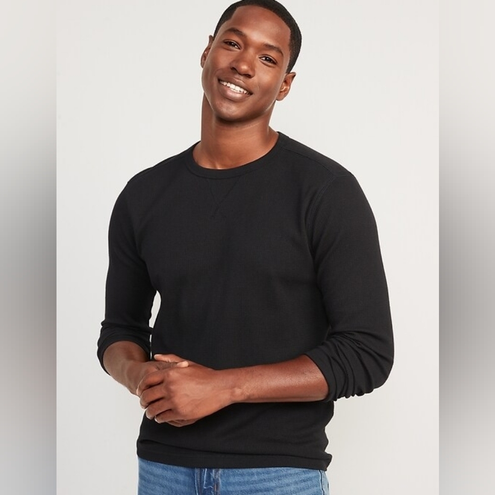 Old Navy Black Long Sleeve Tee